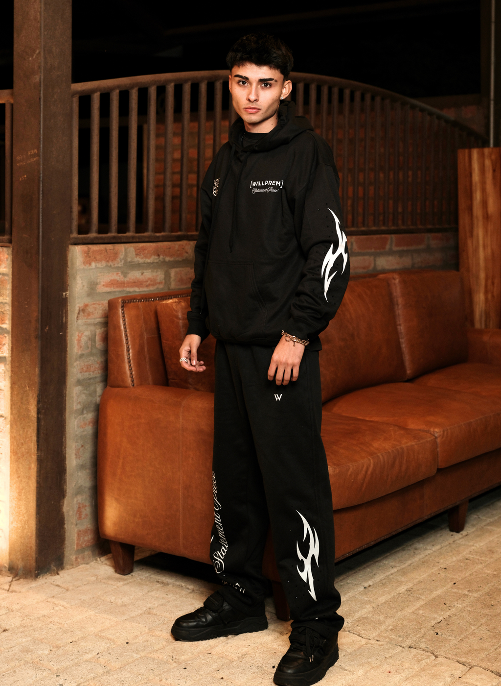 HOODIE STATEMENT BLACK